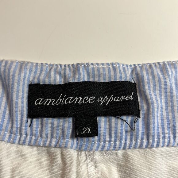 𝅺ambience Apparel white denim shorts cuffed hems four pockets belt loops SZ 2X - Picture 7 of 12